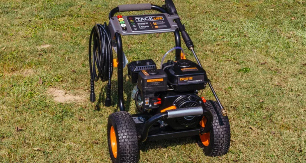 Avoiding Damage When Pressure Cleaning Machines